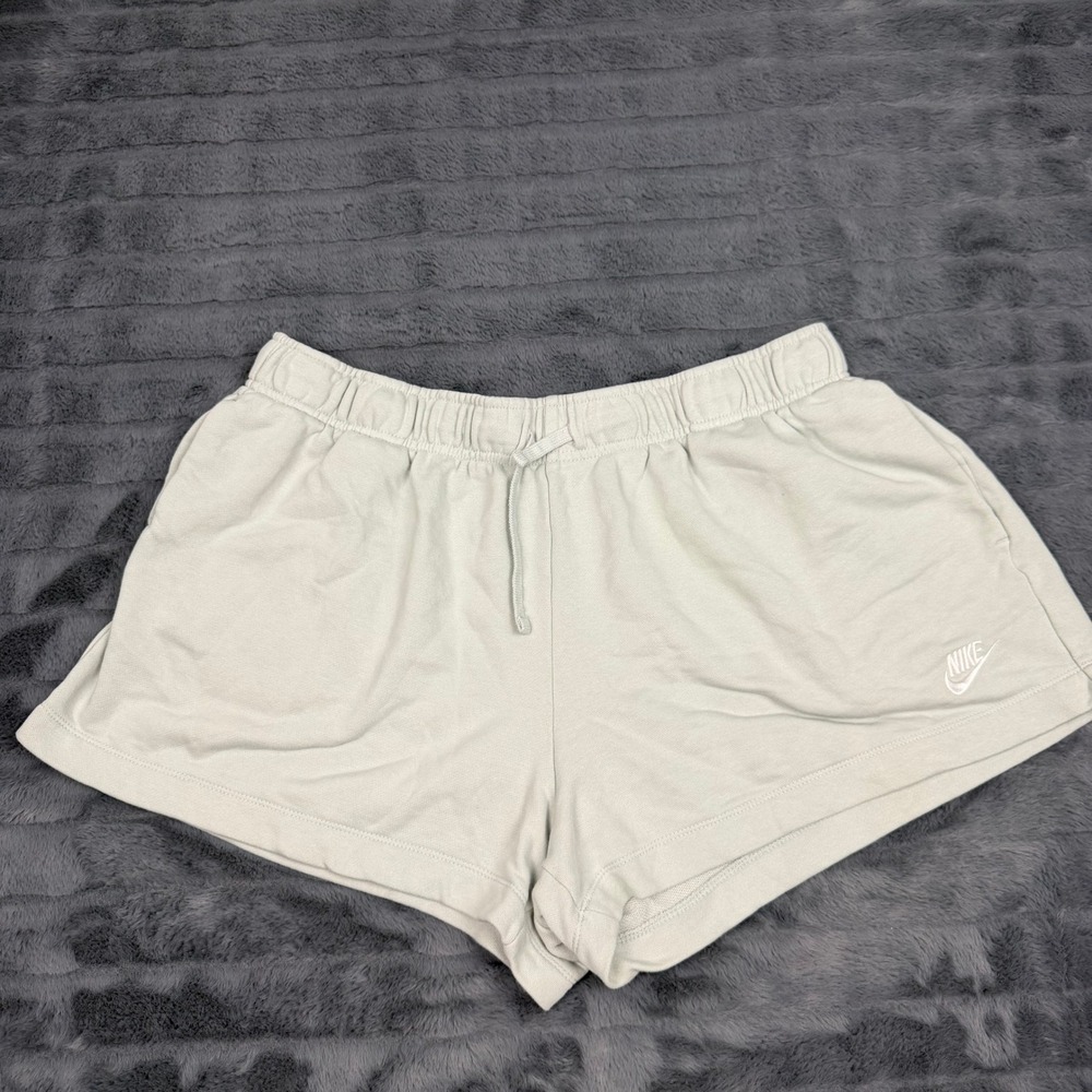 Nike Sportswear Essential French Terry Shorts Sage Green DQ5802-034 Womens XL